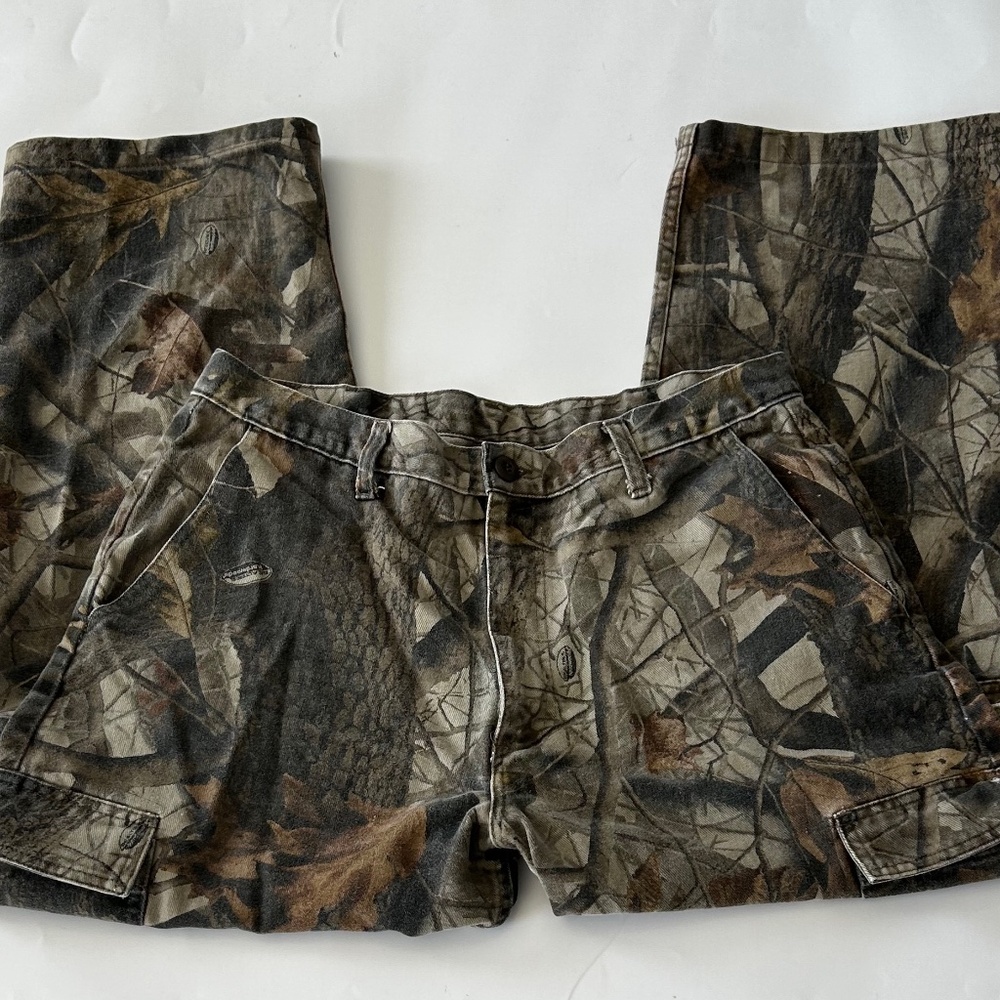 Wrangler Men's Camo Realtree Carpenter Jeans 100% cotton Size 36 x 32 EUC